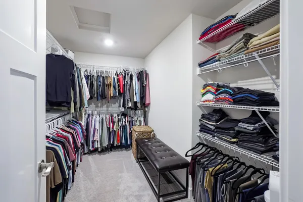 $749,900 | 1390 Foxwood Pass, Oconomowoc, WI 53066