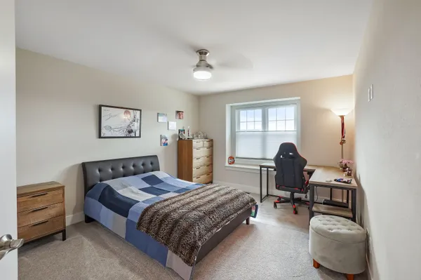 $749,900 | 1390 Foxwood Pass, Oconomowoc, WI 53066