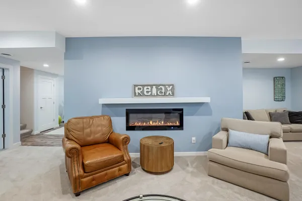 $749,900 | 1390 Foxwood Pass, Oconomowoc, WI 53066