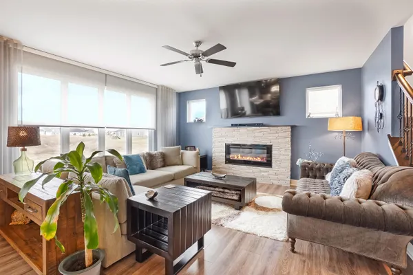 $749,900 | 1390 Foxwood Pass, Oconomowoc, WI 53066