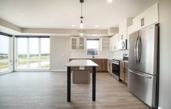 $2,385 | 6450 37th Avenue Northwest, Unit 110, Rochester, MN 55901