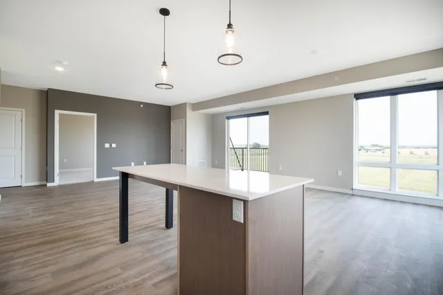 $2,385 | 6450 37th Avenue Northwest, Unit 110, Rochester, MN 55901