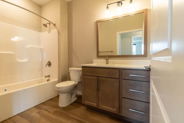 $2,385 | 6450 37th Avenue Northwest, Unit 110, Rochester, MN 55901