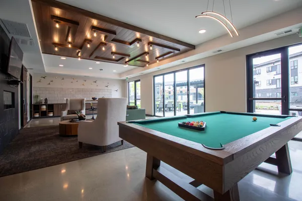 $2,385 | 6450 37th Avenue Northwest, Unit 110, Rochester, MN 55901