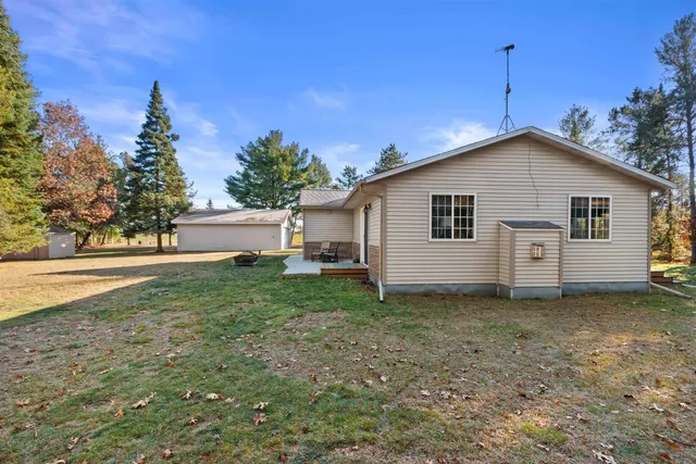$199,500 | 1019 West 11th Avenue, Arkdale, WI 54613