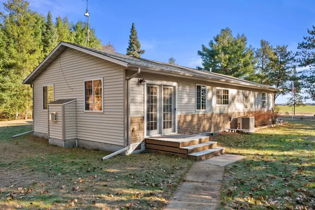 $199,500 | 1019 West 11th Avenue, Arkdale, WI 54613