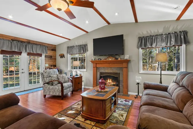 $199,500 | 1019 West 11th Avenue, Arkdale, WI 54613