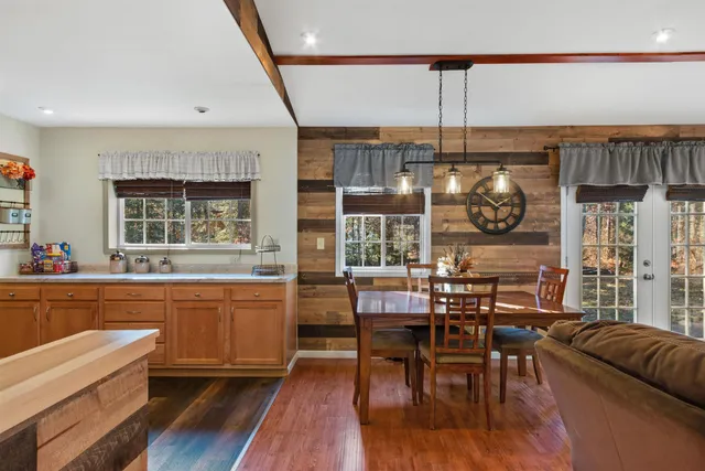 $199,500 | 1019 West 11th Avenue, Arkdale, WI 54613