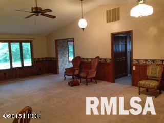 300 Foxfire Lane Raleigh, IL 62977 - Photo 10 of 17 Gallery Image 10