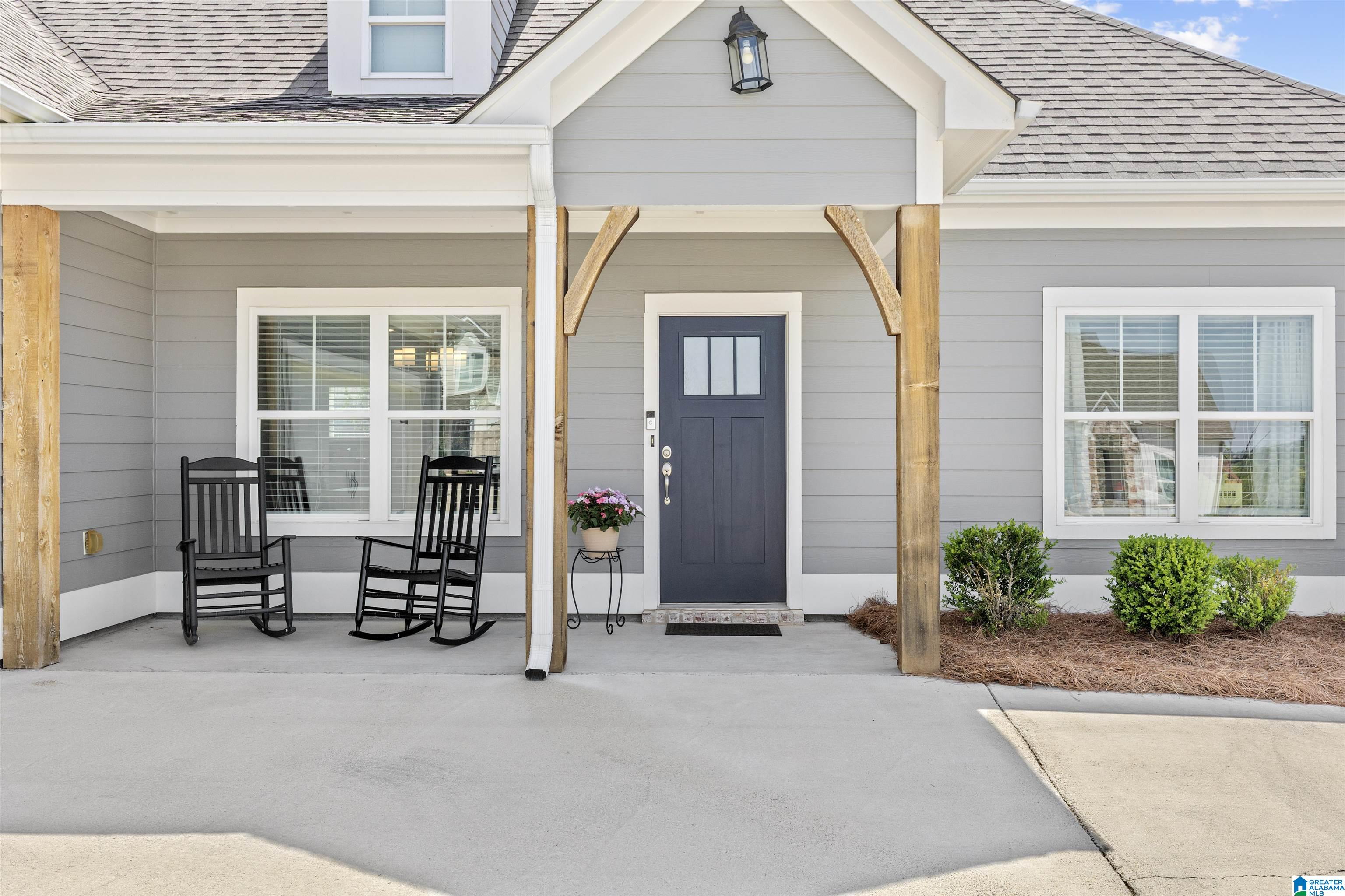 1070 Camellia Ridge Drive Pelham, AL 35124 - Photo 2 of 26