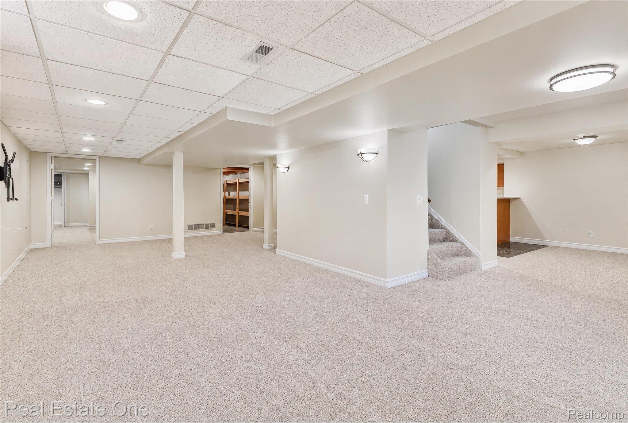 3393 Charlwood Drive Rochester, MI 48306 - Photo 42 of 60 42-047.jpg