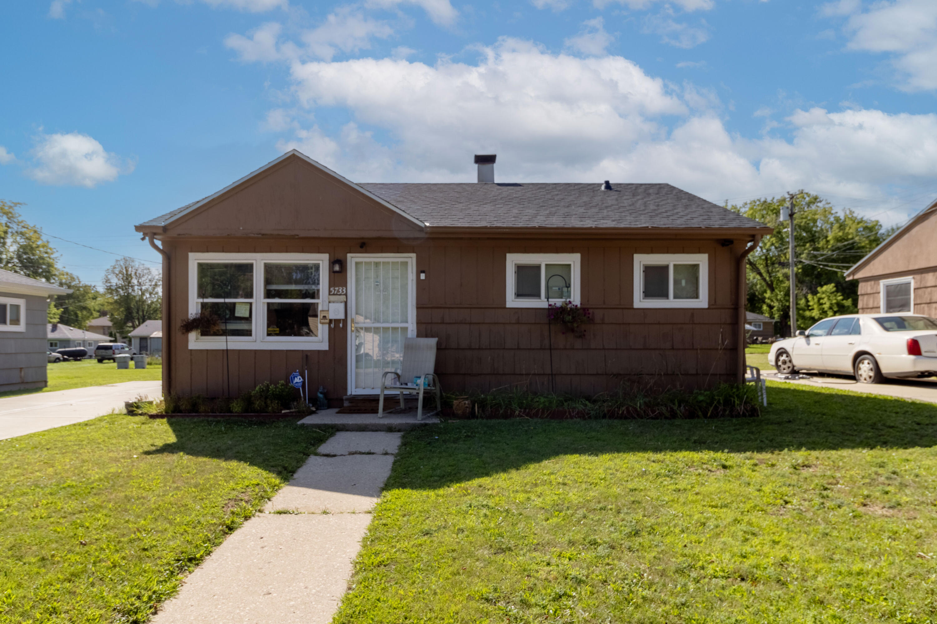 5733 North 60th Street Milwaukee, WI 53218 - Photo 1 of 2 Front-of-house