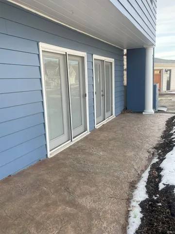 $2,500 | 11605 North Sunrise Drive, Syracuse, IN 46567