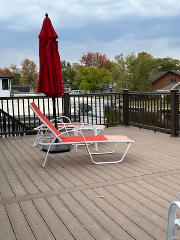 $2,500 | 11605 North Sunrise Drive, Syracuse, IN 46567