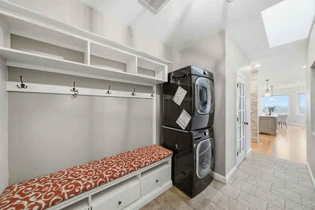 $1,700,000 | 24785 Fairview Avenue, Hayward, CA 94542