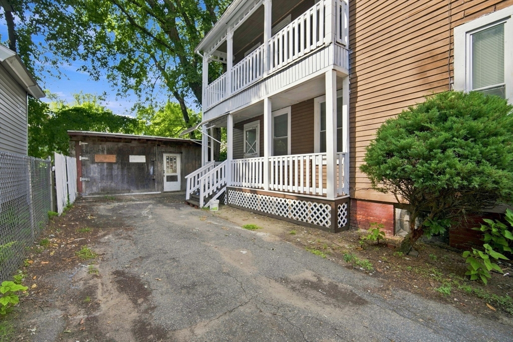 26 Hebron Street Springfield, MA 01107 - Photo 25 of 26 Gallery Image 25