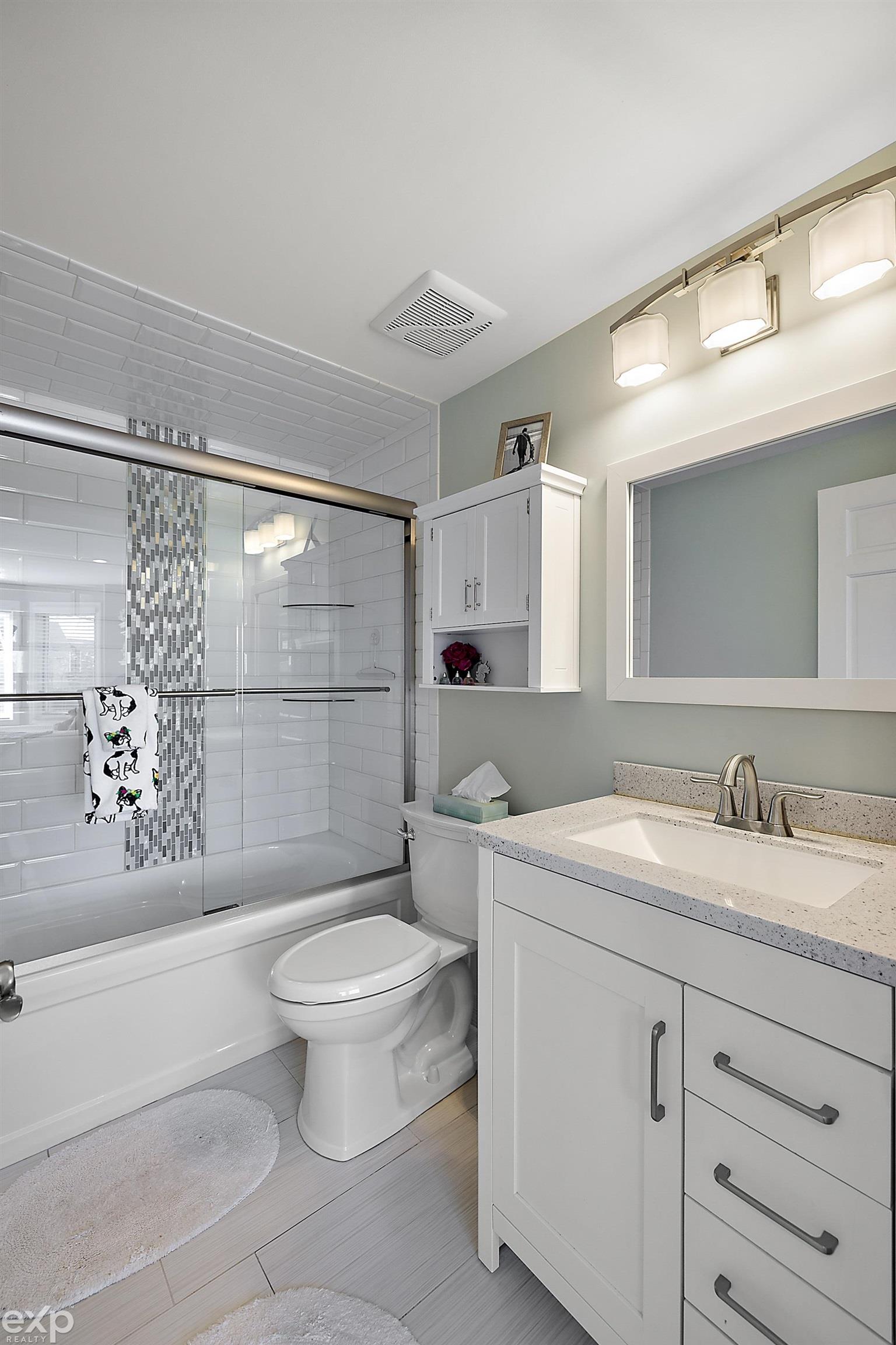 15280 Roxbury Circle Macomb, MI 48044 - Photo 35 of 40 50137115-5e83ca59-6b2d-4e53-9de3-e3e92d806145.JPG