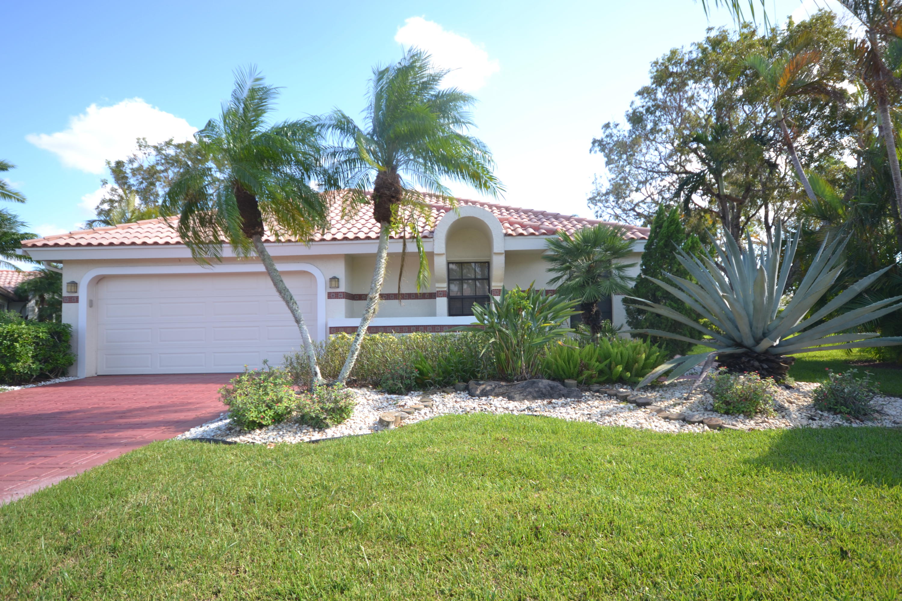 10176 Sunset Bend Drive Boca Raton, FL 33428 - Photo 2 of 41 Oversized Waterfront Lot on Cul-de-sac