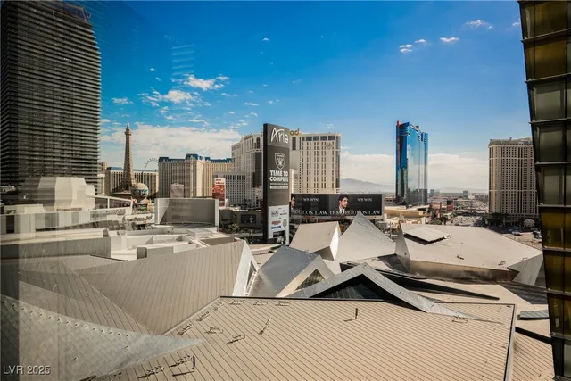 $6,000 | 3726 South Las Vegas Boulevard, Unit 1012, Las Vegas, NV 89158