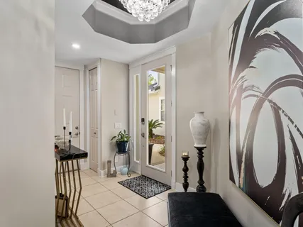 a kitchen that has a lot of cabinets in it