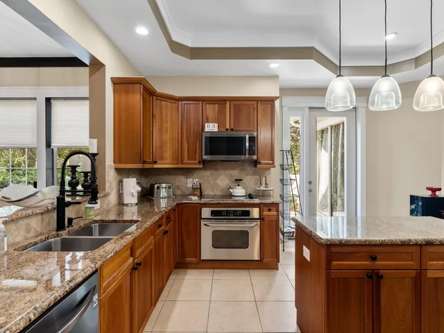 $629,000 | 4528 Golf Villa Court, Unit 401, Destin, FL 32541