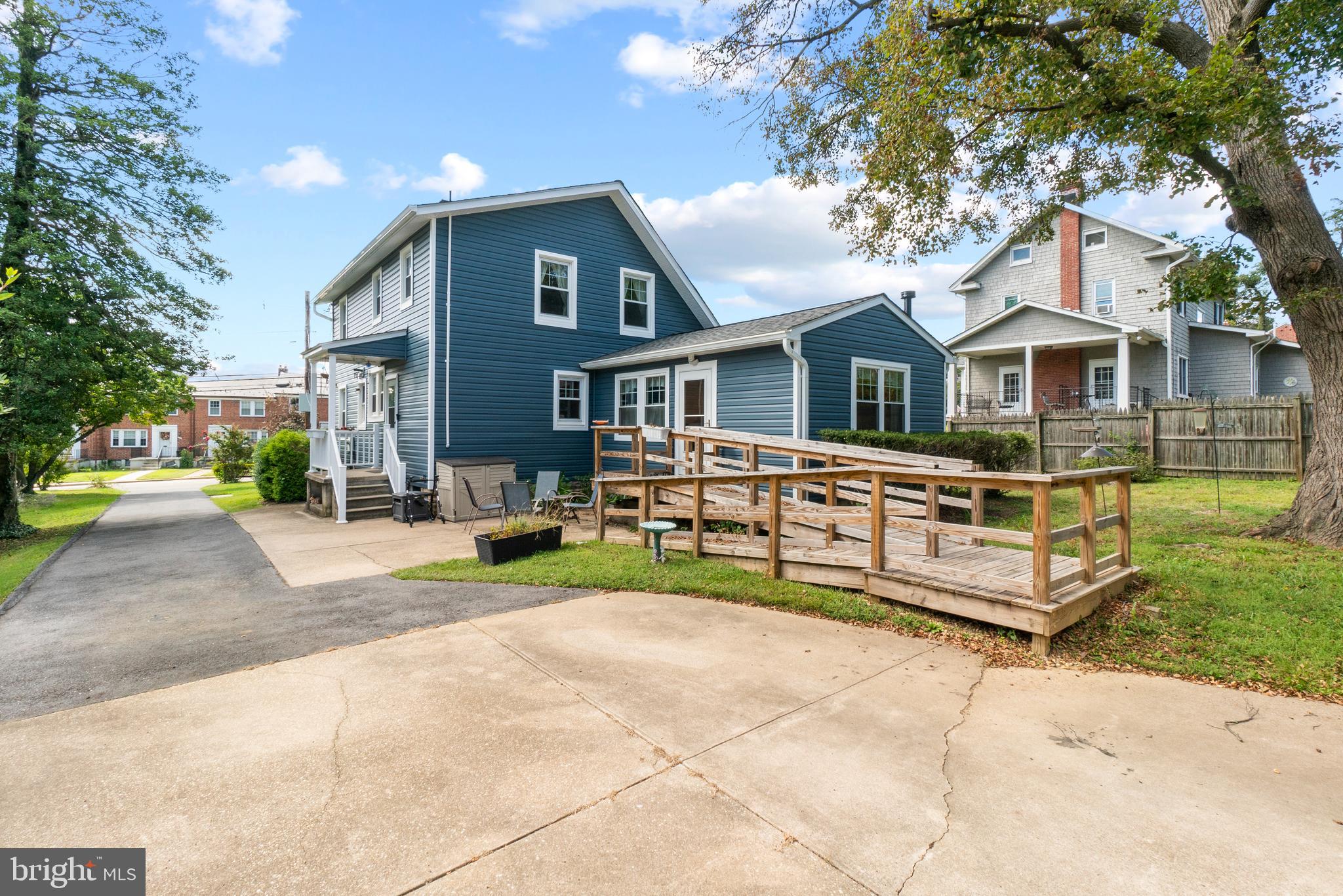 509 Academy Road Catonsville, MD 21228 - Photo 9 of 37 Wood ramp could easily be removed
