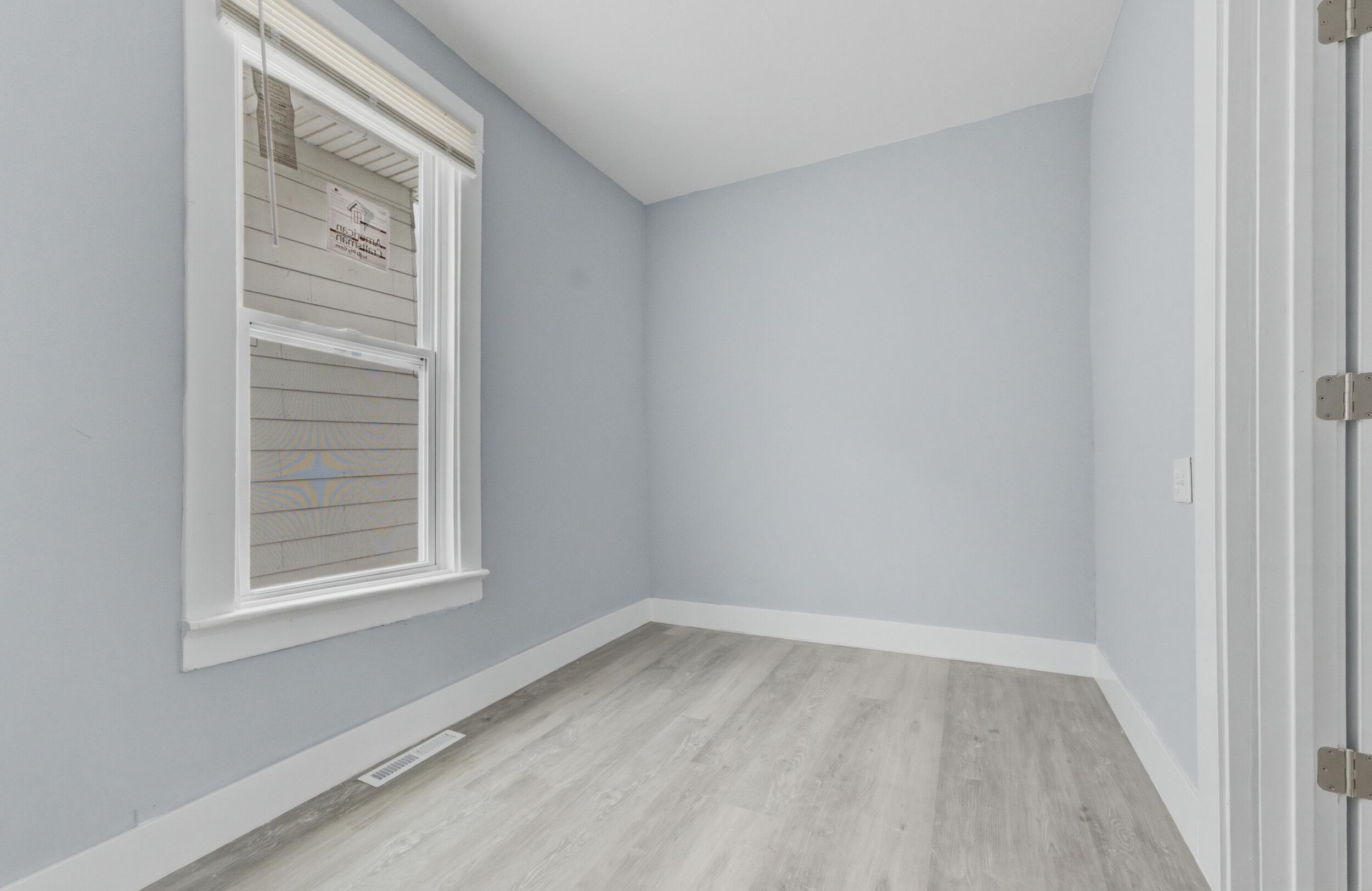 712 South 37th Street, Unit 712A Milwaukee, WI 53215 - Photo 14 of 26 18