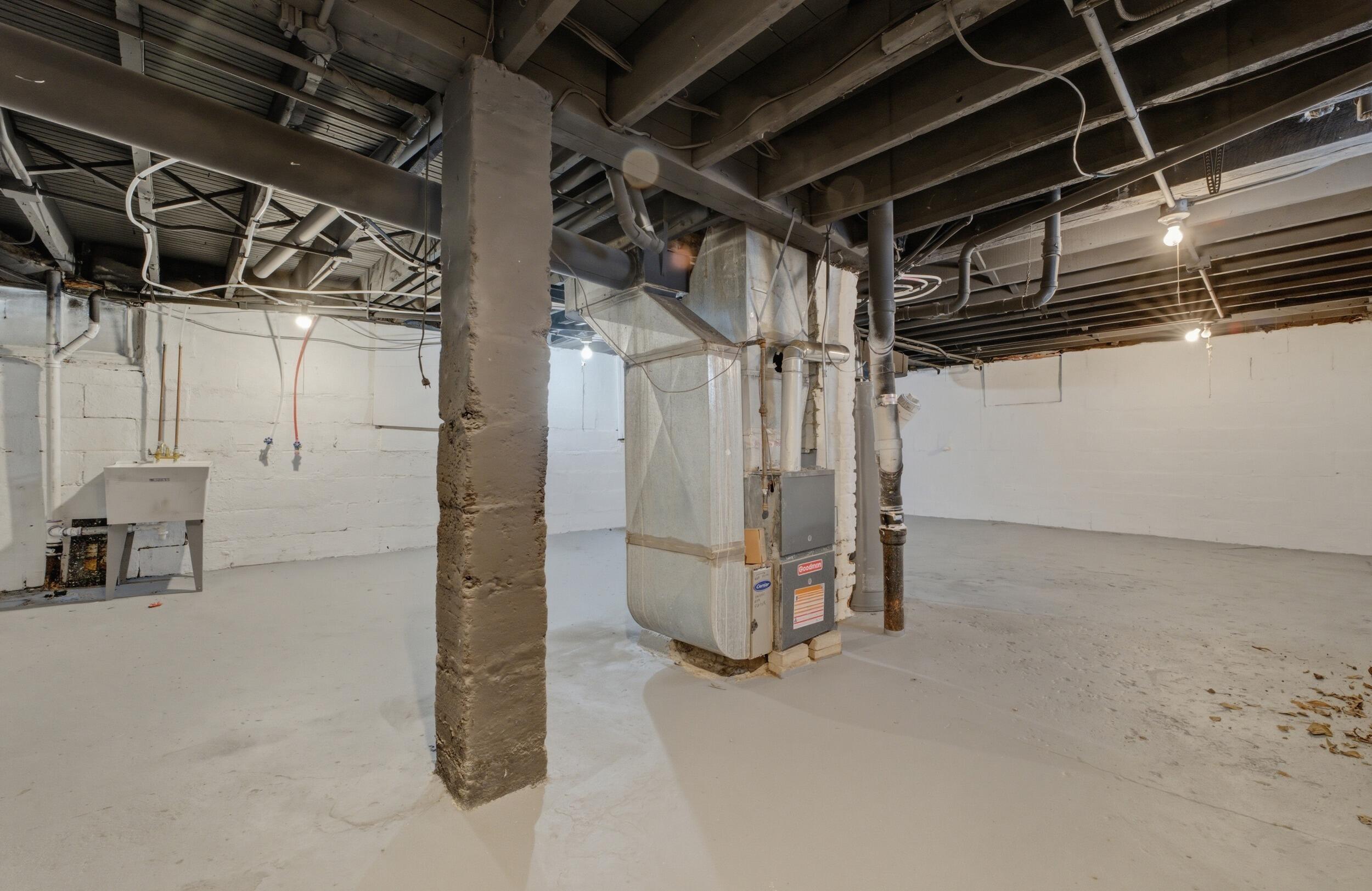 712 South 37th Street, Unit 712A Milwaukee, WI 53215 - Photo 21 of 26 25