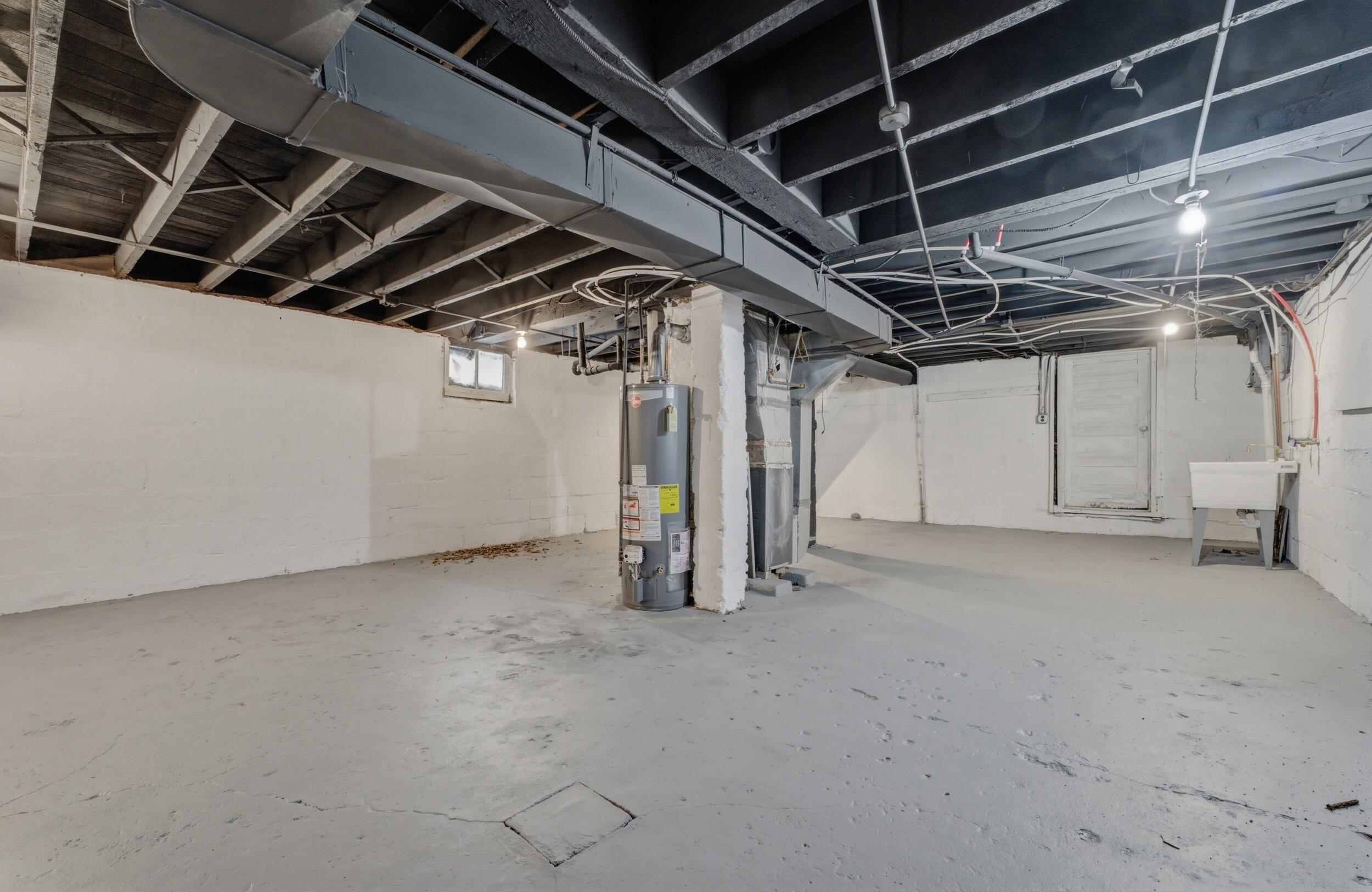 712 South 37th Street, Unit 712A Milwaukee, WI 53215 - Photo 22 of 26 26