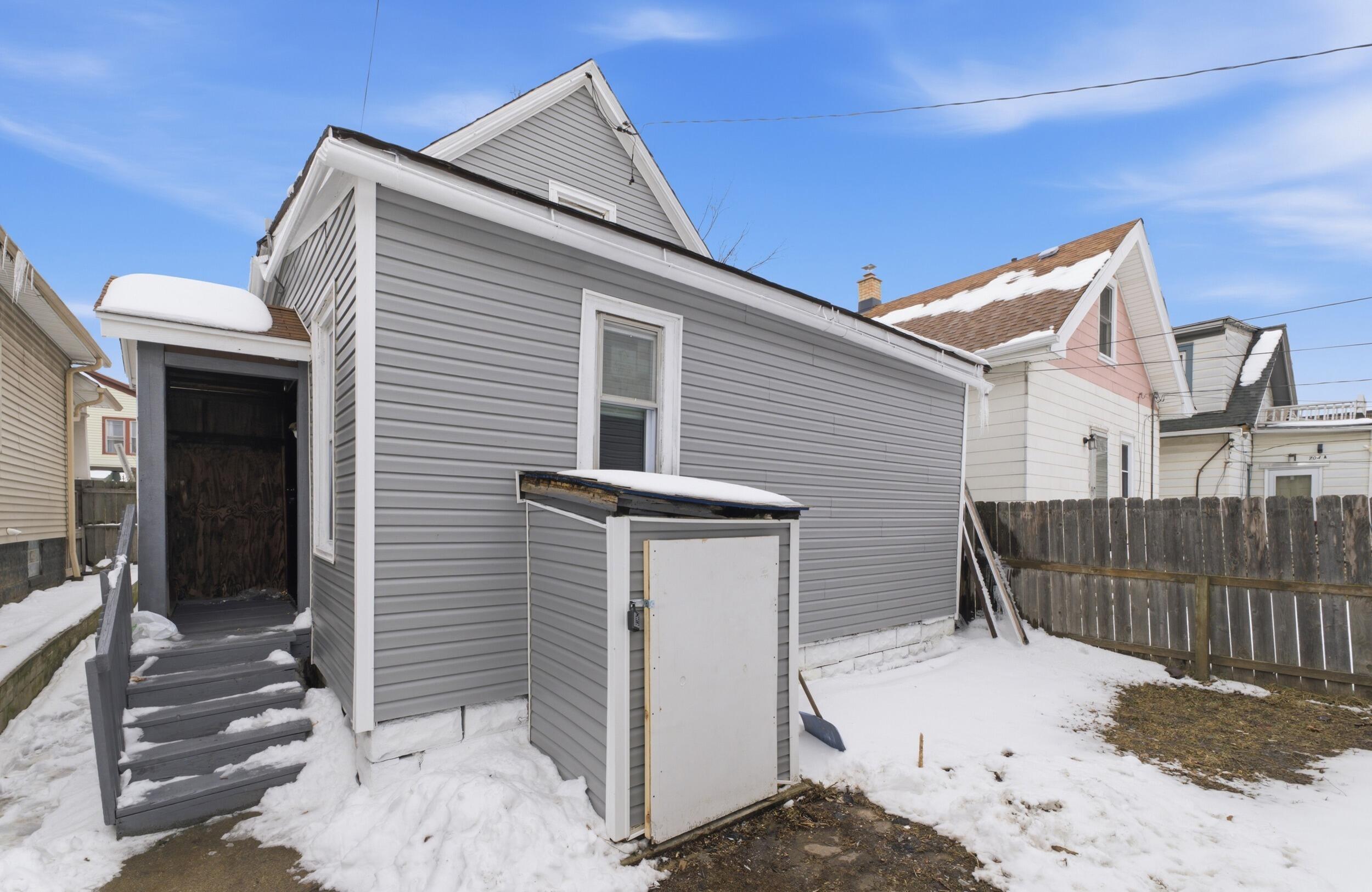 712 South 37th Street, Unit 712A Milwaukee, WI 53215 - Photo 25 of 26 3