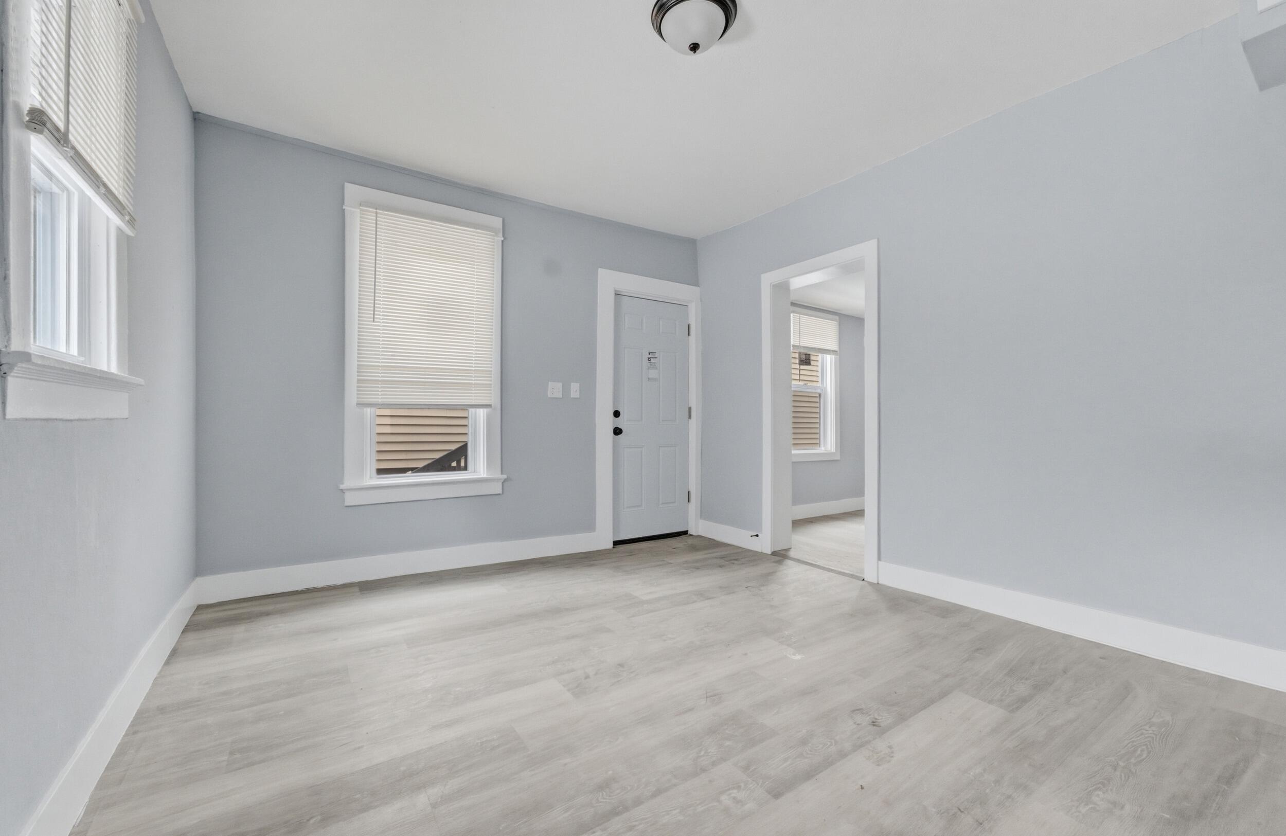 712 South 37th Street, Unit 712A Milwaukee, WI 53215 - Photo 8 of 26 17