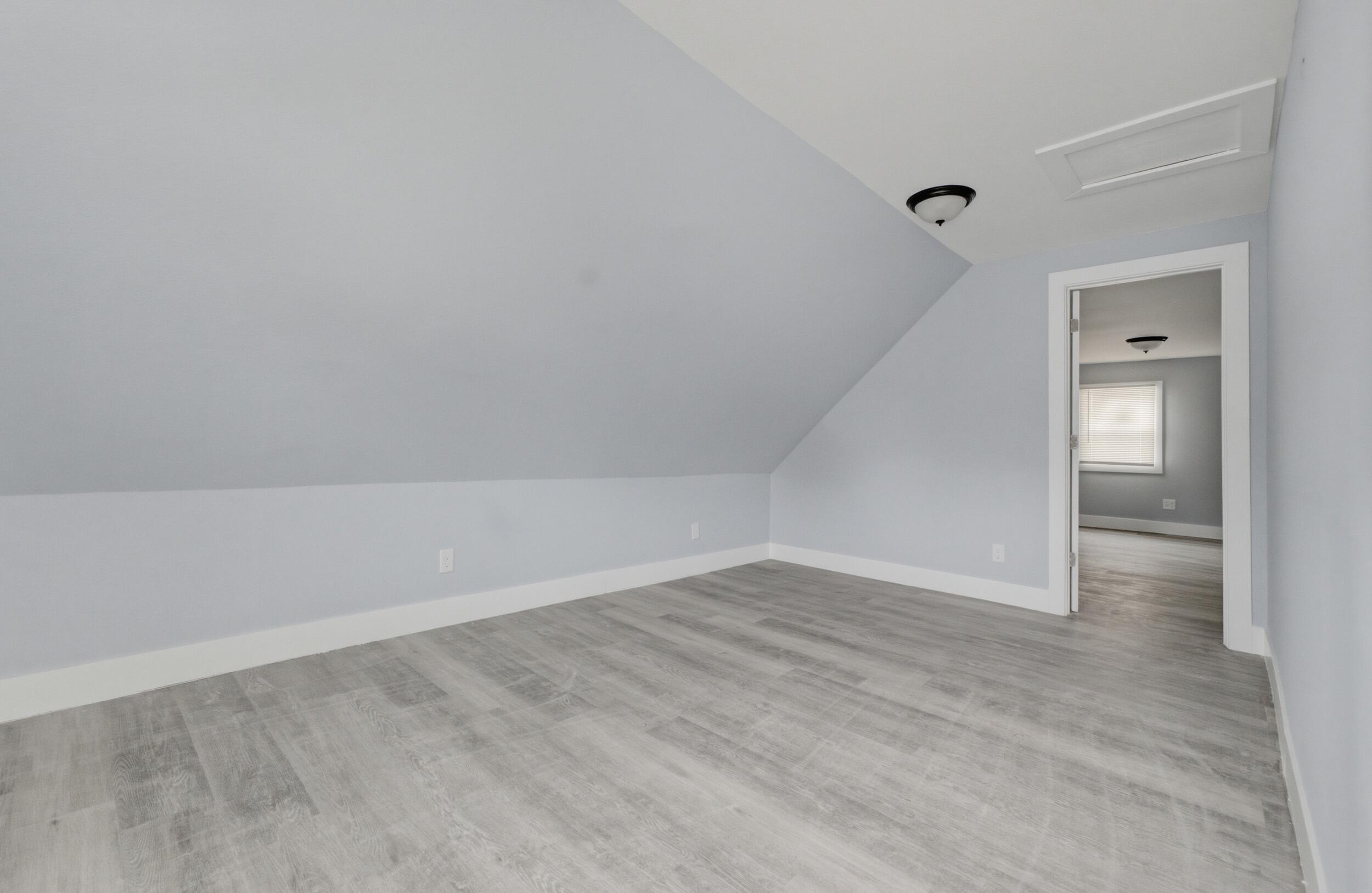 712 South 37th Street, Unit 712A Milwaukee, WI 53215 - Photo 9 of 26 20