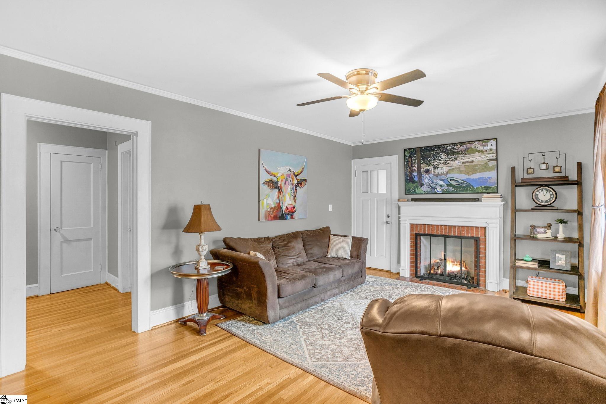 3106 Old Buncombe Road Greenville, SC 29609 - Photo 3 of 50