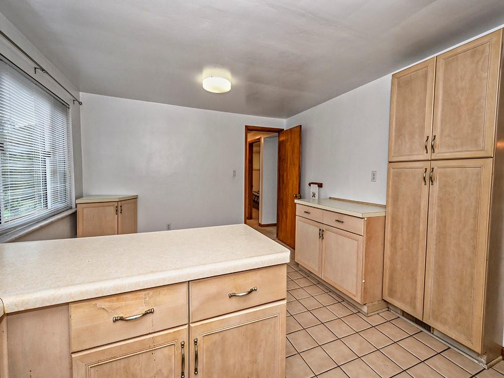 869 Falck Road McKees Rocks, PA 15136 - Photo 14 of 24 Gallery Image 14
