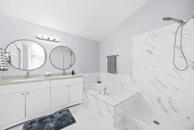 $414,900 | 631 Kingsbrooke Crossing, Bolingbrook, IL 60440