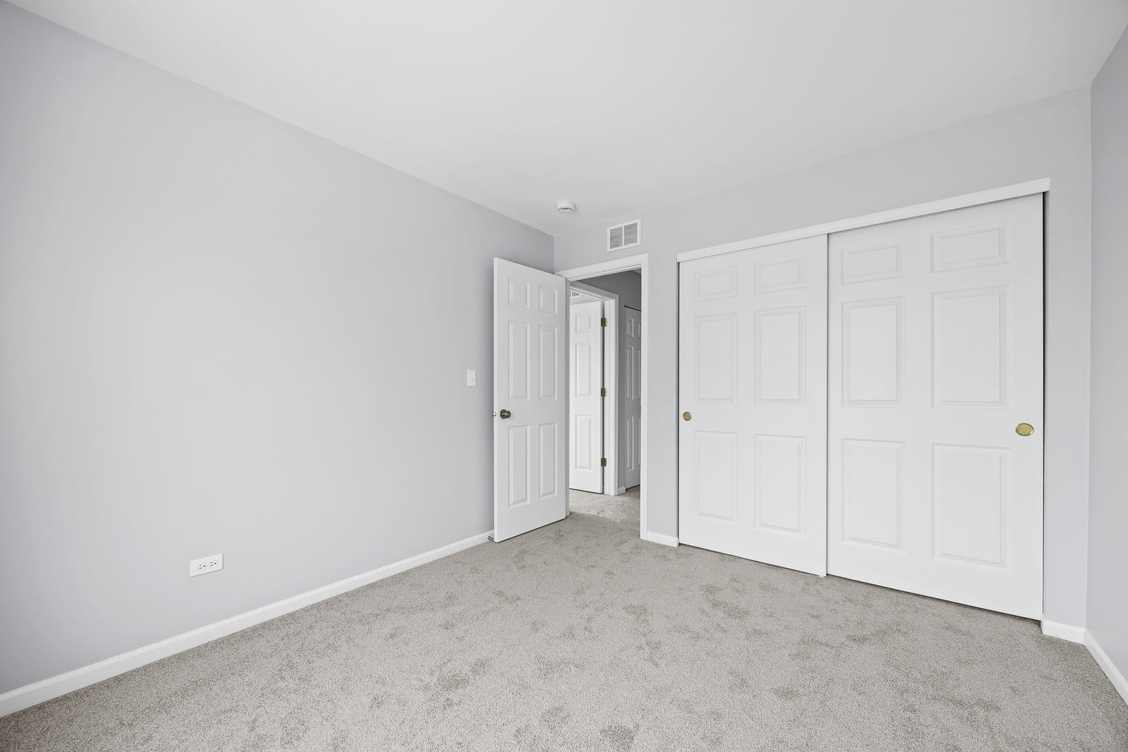 631 Kingsbrooke Crossing Bolingbrook, IL 60440 - Photo 26 of 40 a view of an empty room