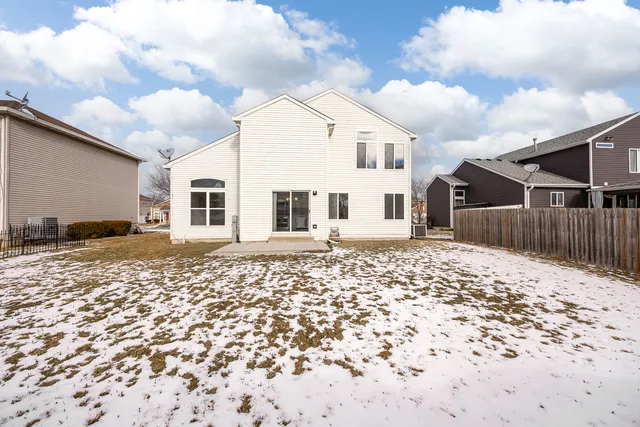 $414,900 | 631 Kingsbrooke Crossing, Bolingbrook, IL 60440