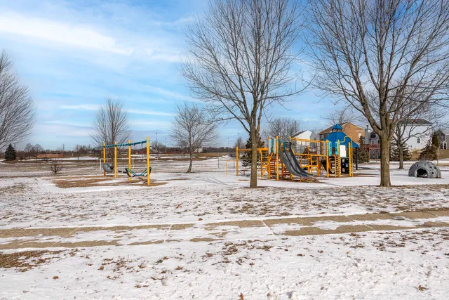 $414,900 | 631 Kingsbrooke Crossing, Bolingbrook, IL 60440