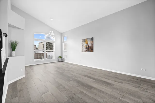 $414,900 | 631 Kingsbrooke Crossing, Bolingbrook, IL 60440