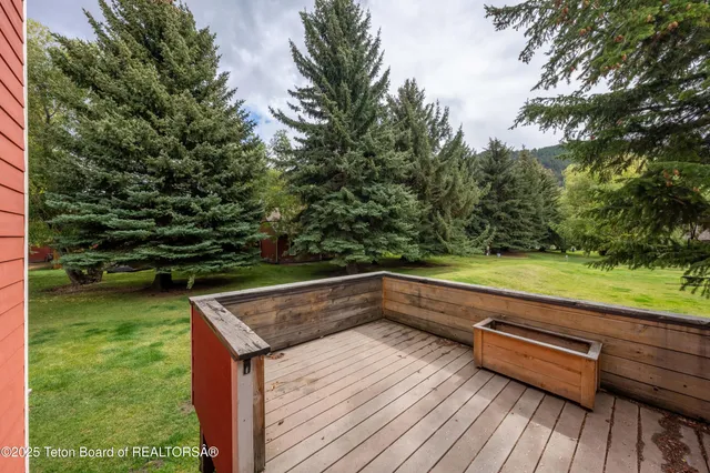 $1,100,000 | 1040 Smith Lane, Unit 46, Jackson, WY 83001