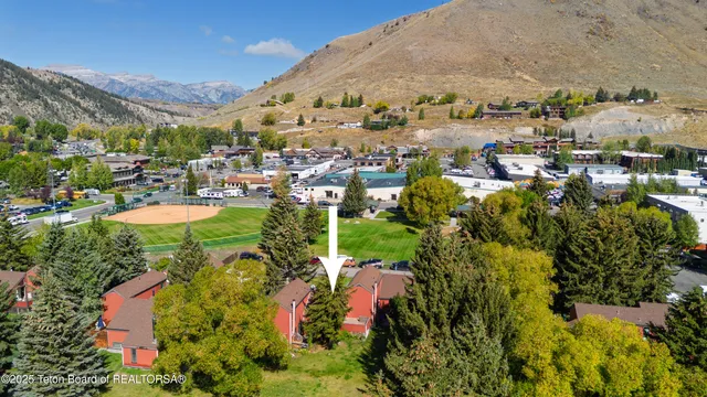 $1,100,000 | 1040 Smith Lane, Unit 46, Jackson, WY 83001