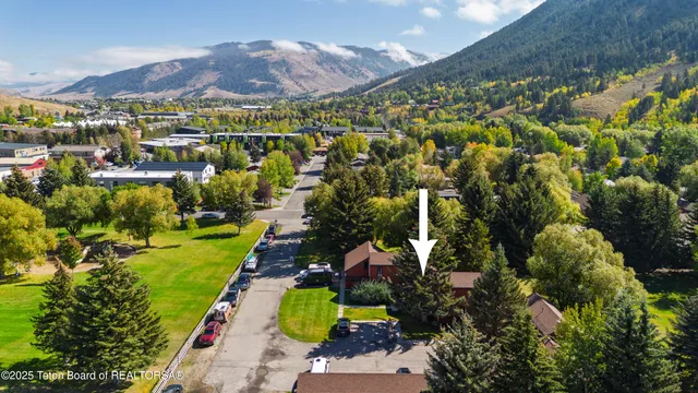 $1,100,000 | 1040 Smith Lane, Unit 46, Jackson, WY 83001