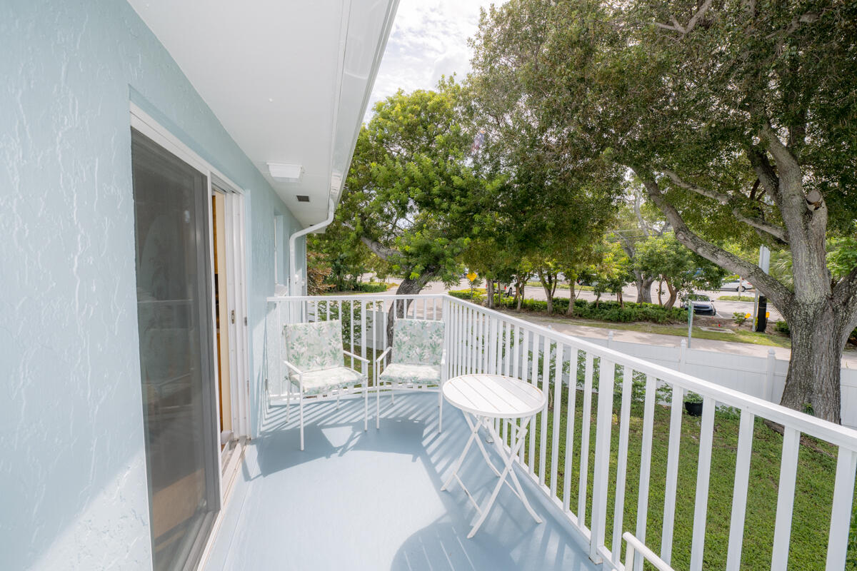 40 High Point Road, Unit 703 Tavernier, FL 33070 - Photo 12 of 32 Porch
