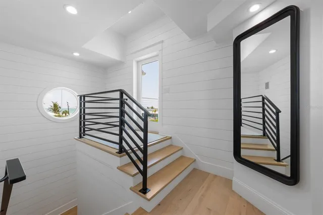 $5,995,000 | 403 North Shore Drive, Anna Maria, FL 34216