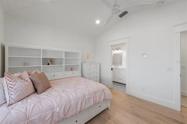 $5,995,000 | 403 North Shore Drive, Anna Maria, FL 34216