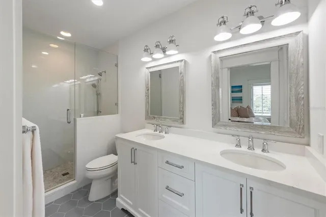 $5,995,000 | 403 North Shore Drive, Anna Maria, FL 34216