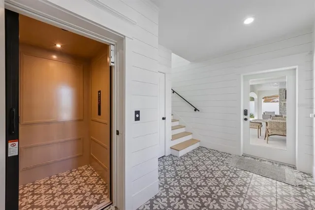 $5,995,000 | 403 North Shore Drive, Anna Maria, FL 34216