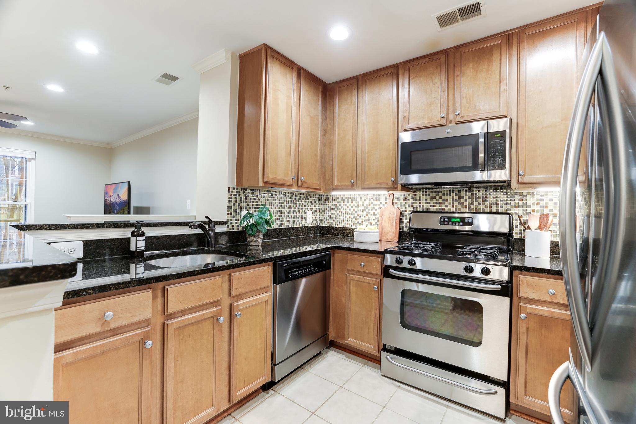 1509 North Point Drive, Unit 1 Reston, VA 20194 - Photo 11 of 36