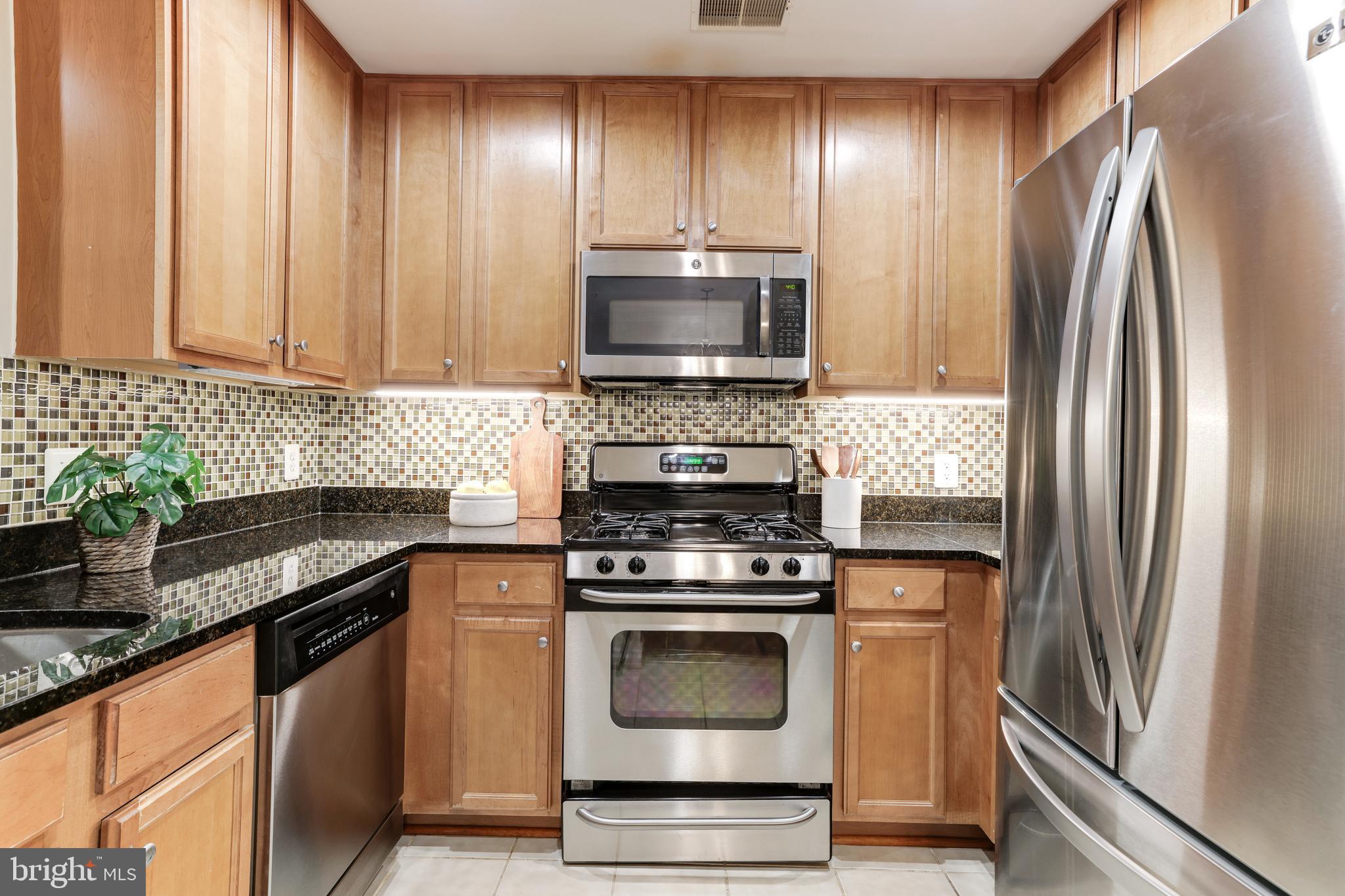 1509 North Point Drive, Unit 1 Reston, VA 20194 - Photo 12 of 36