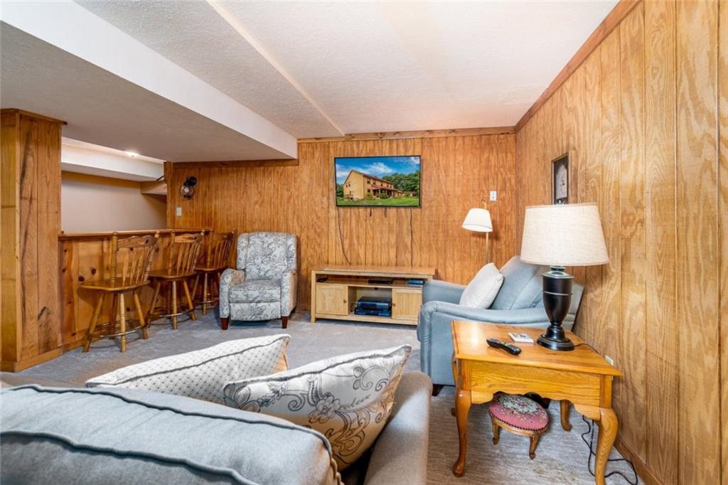 154 Holl Road Cabot, PA 16023 - Photo 21 of 25